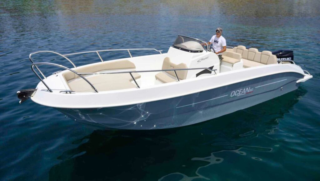Famili - Boat Rental